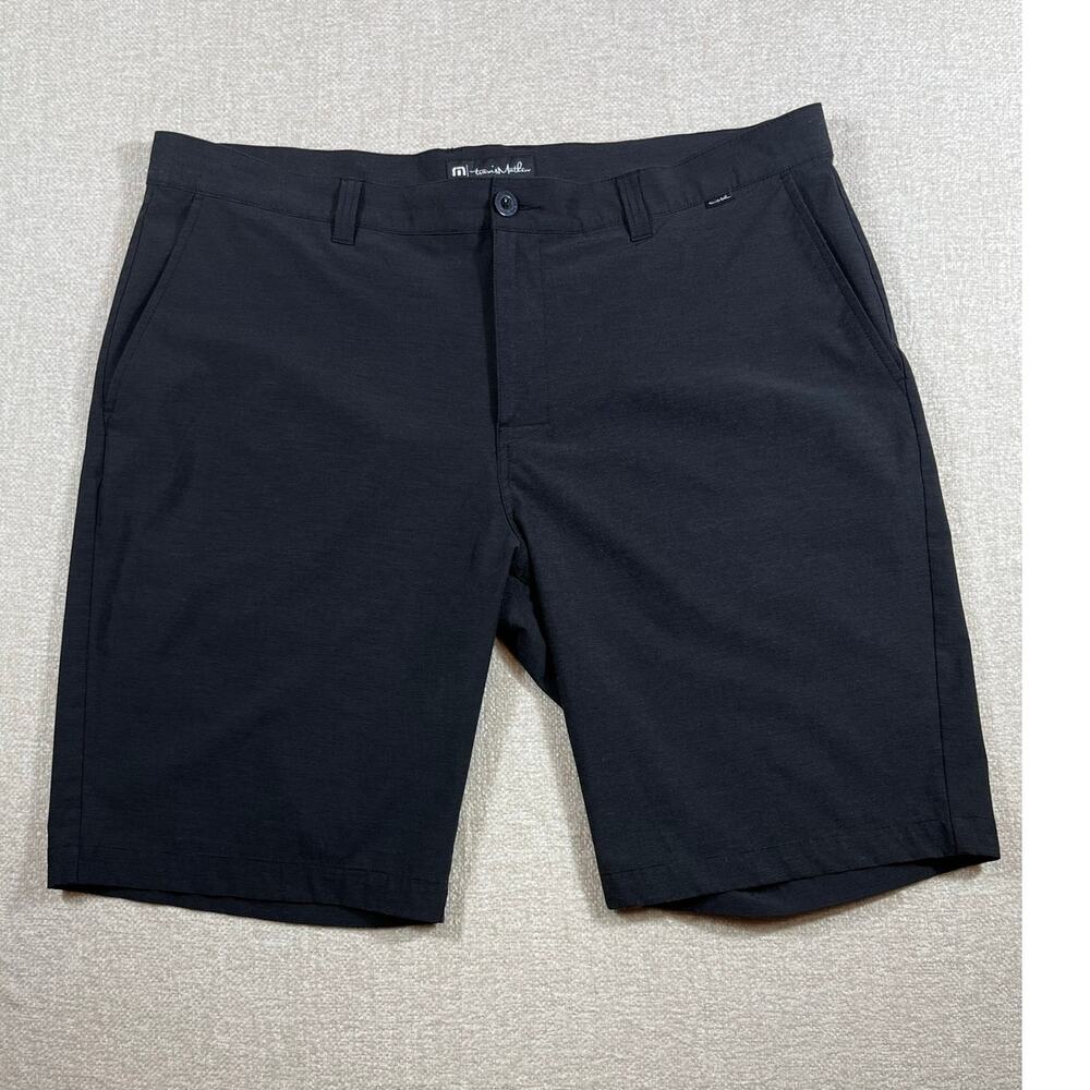 Travis Mathew Men’s 40 Black Wanderlust 9″ Performance Golf Shorts Activewear